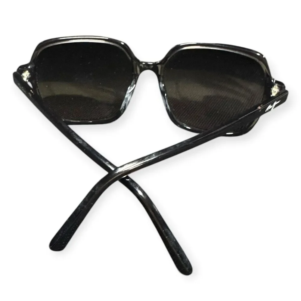 Maui Jim Little Bell Sunglasses MJ 860-11 Translucent Black Polarized w/ Case